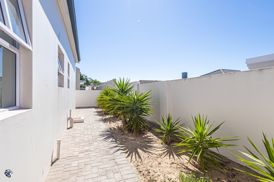 3 Bedroom Property for Sale in Villa Diamante Western Cape